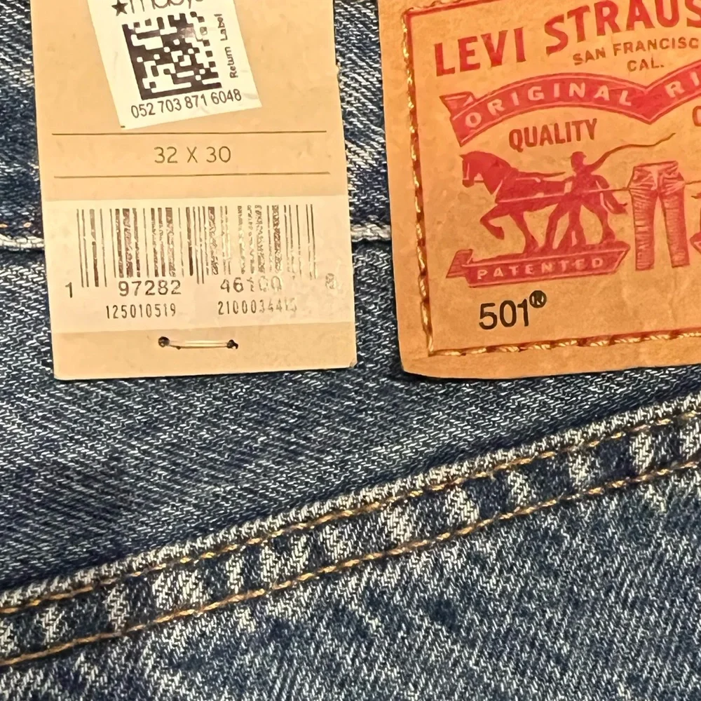 Levi’s Original Straight Button Fly 501’s -NWT - Picture 8 of 9